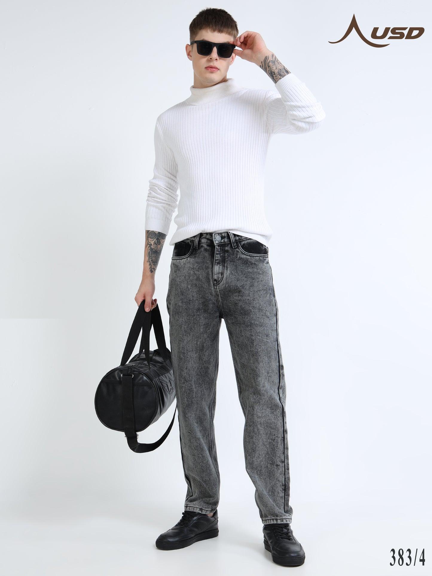 383/4-Classic MOM Fit Jeans - Comfort With Style"